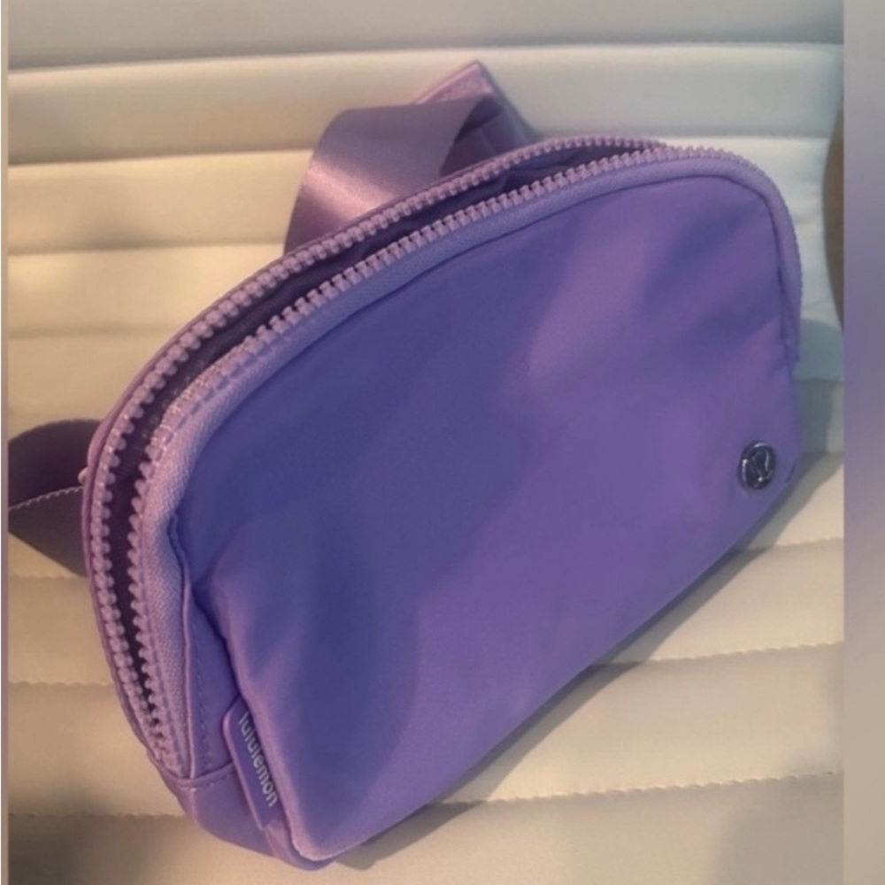 Lululemon belt bag